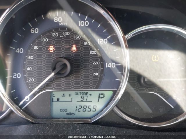5YFBURHE4FP204963 Toyota Corolla Le Plus