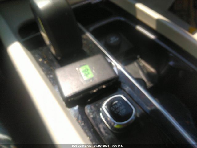 7JRL12FK6RG289289 Volvo S60 B5 Core Dark Theme