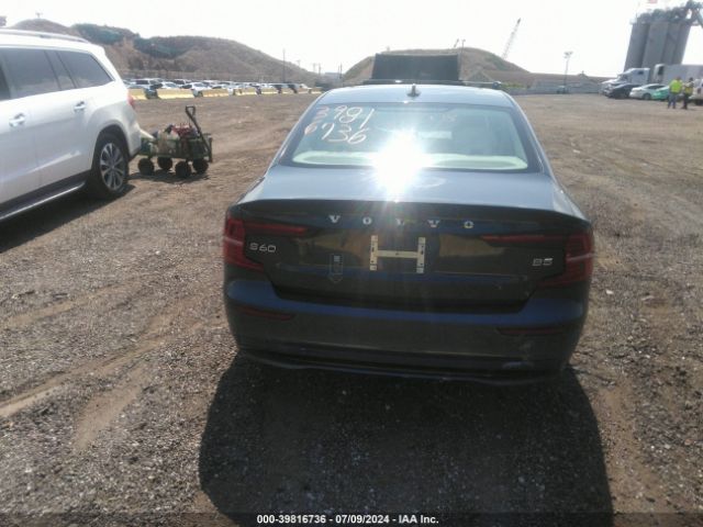 7JRL12FK6RG289289 Volvo S60 B5 Core Dark Theme