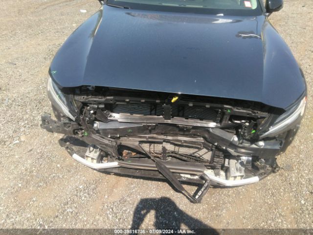 7JRL12FK6RG289289 Volvo S60 B5 Core Dark Theme
