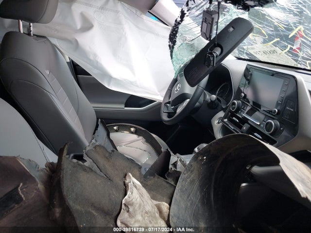 5TDGZRBH2MS147788 Toyota Highlander Xle