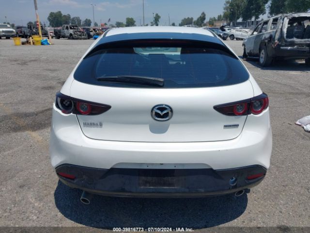 JM1BPAJM8K1134814 Mazda MAZDA3