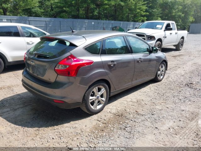 1FADP3K2XEL166180 Ford FOCUS SE