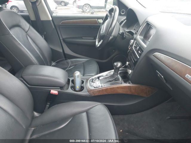 WA1LFAFP8EA128018 Audi Q5 2.0t Premium