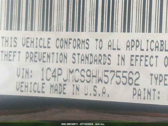 1C4PJMCS9HW575562 Jeep Cherokee Latitude 4x4