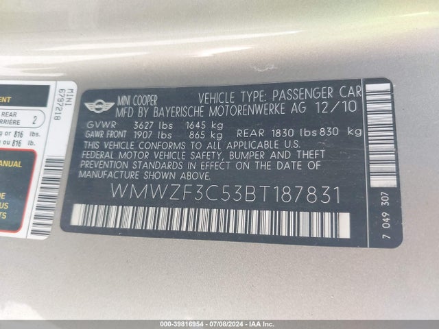 2011 MINI COOPER CLUBMAN WMWZF3C53BT187831 Photo 8