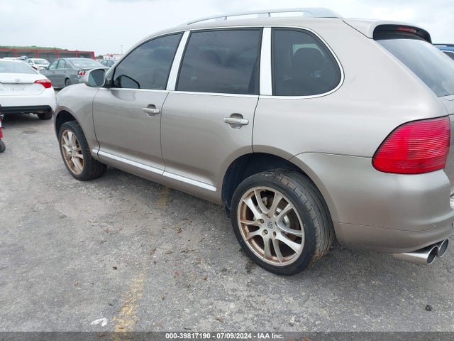 2006 PORSCHE CAYENNE WP1AB29PX6LA60383 Photo 2