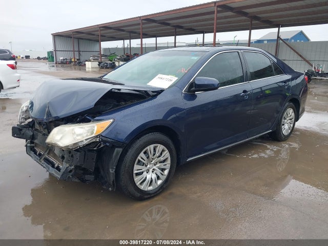 Toyota CAMRY LE 2014 4T4BF1FK7ER421396 Image 2