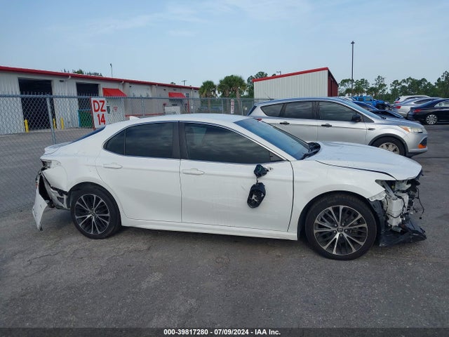 Toyota CAMRY SE 2020 4T1G11AK5LU364408 Image 14