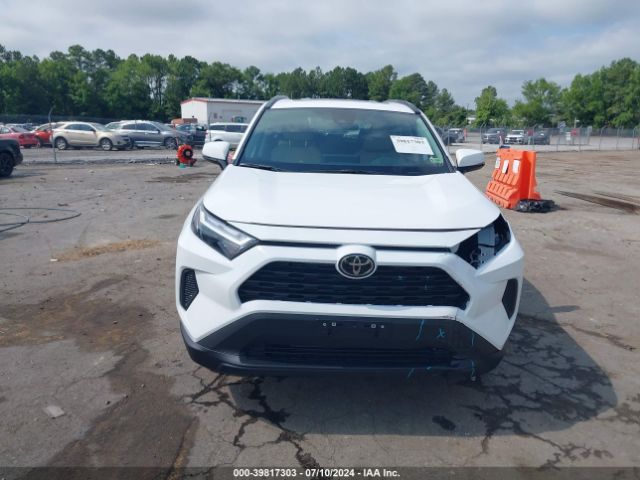 2T3P1RFV7RC451973 Toyota Rav4 Xle