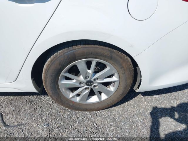 KNAGT4L31H5174142 KIA Optima Lx