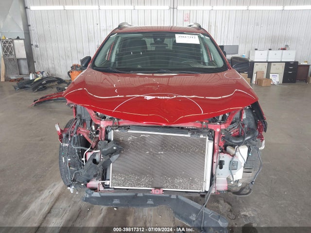 Toyota RAV4 LE 2017 JTMBFREV4HJ121197 Image 13
