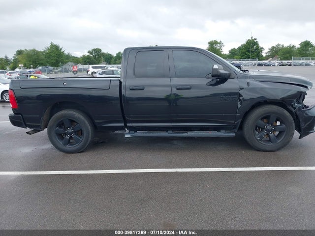 1C6RR7FG0HS837204 RAM 1500 Express Quad Cab 4x4 6'4 Box
