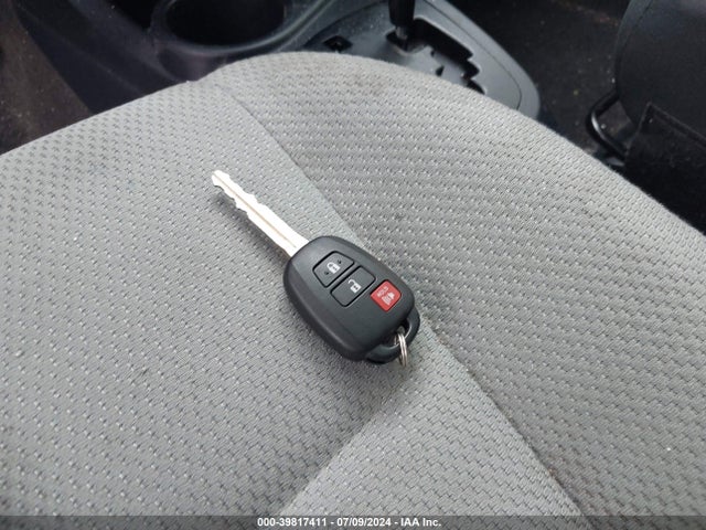 Toyota Prius C Four/one/three/two 2015 JTDKDTB36F1107207 Image 11
