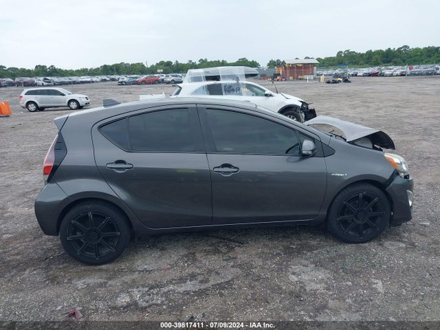 Toyota Prius C Four/one/three/two 2015 JTDKDTB36F1107207 Image 13