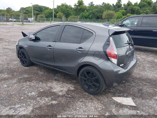 Toyota Prius C Four/one/three/two 2015 JTDKDTB36F1107207 Image 3