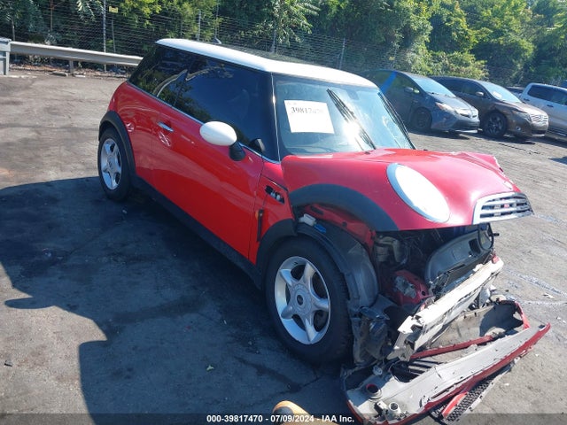 2006 MINI COOPER WMWRC33576TK94170 Photo 0
