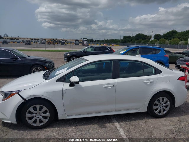 Toyota COROLLA LE 2021 5YFEPMAE3MP228315 Image 14
