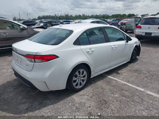 Toyota COROLLA LE 2021 5YFEPMAE3MP228315 Image 4