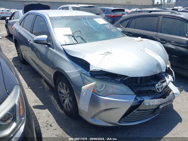 2015 4T4BF1FK5FR482540 main image