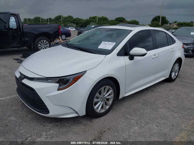 Toyota COROLLA LE 2023 JTDB4MEE7P3003415 Image 2