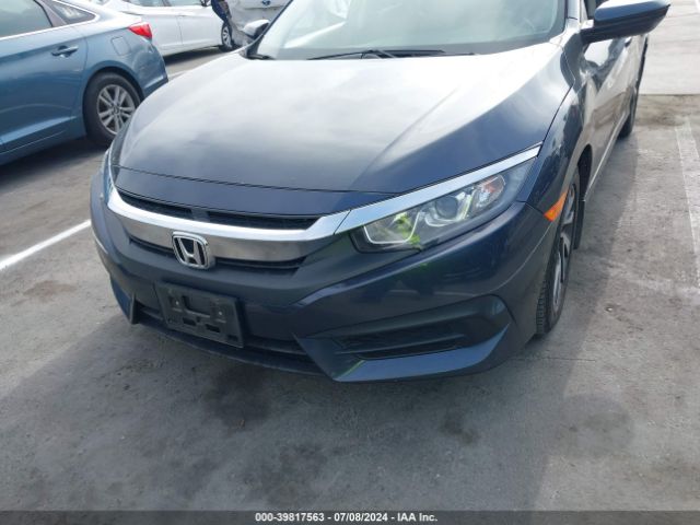 2HGFC2F78JH600426 Honda CIVIC EX