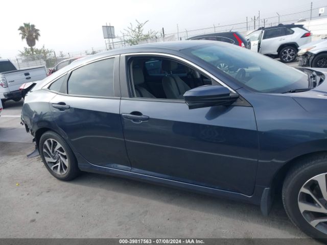 2HGFC2F78JH600426 Honda CIVIC EX