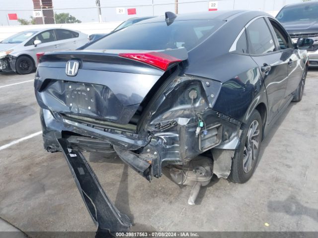 2HGFC2F78JH600426 Honda CIVIC EX