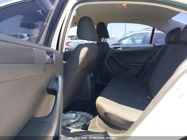 3VW267AJ8GM323479 Volkswagen Jetta 1.4t S