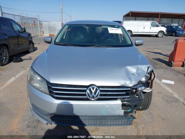1VWAT7A34EC066552 Volkswagen Passat 1.8t Wolfsburg Edition