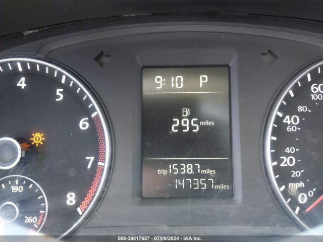 1VWAT7A34EC066552 Volkswagen Passat 1.8t Wolfsburg Edition
