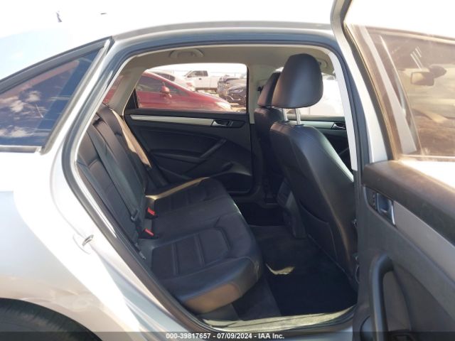 1VWAT7A34EC066552 Volkswagen Passat 1.8t Wolfsburg Edition
