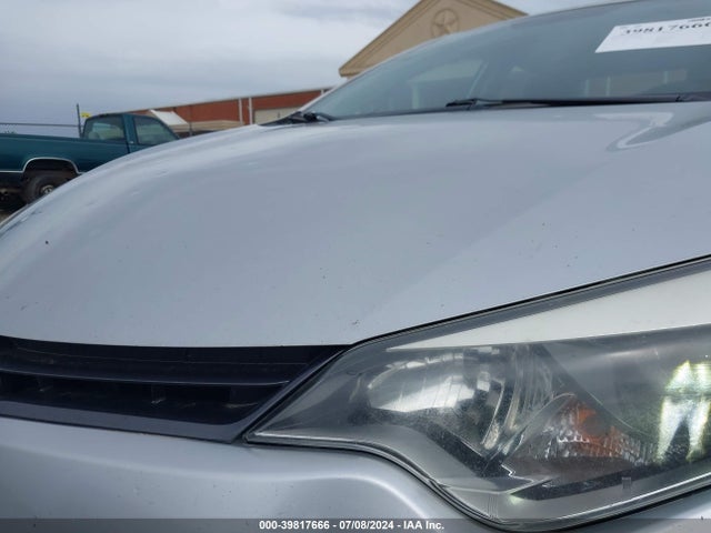 Toyota COROLLA LE 2015 5YFBURHE5FP306997 Image 6