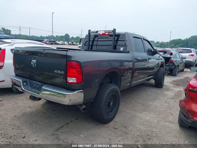 RAM 2500 Slt  4x4 6'4 Box 2017 3C6UR5DL8HG547007 Image 4