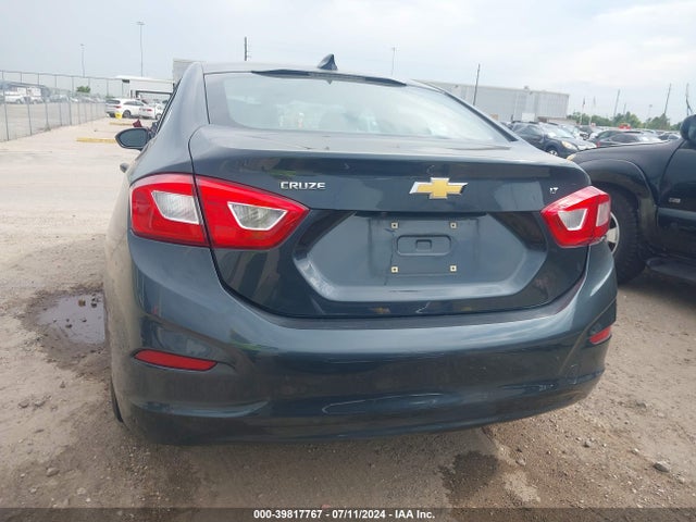 Chevrolet Cruze Lt Auto 2018 1G1BE5SM6J7115856 Image 17
