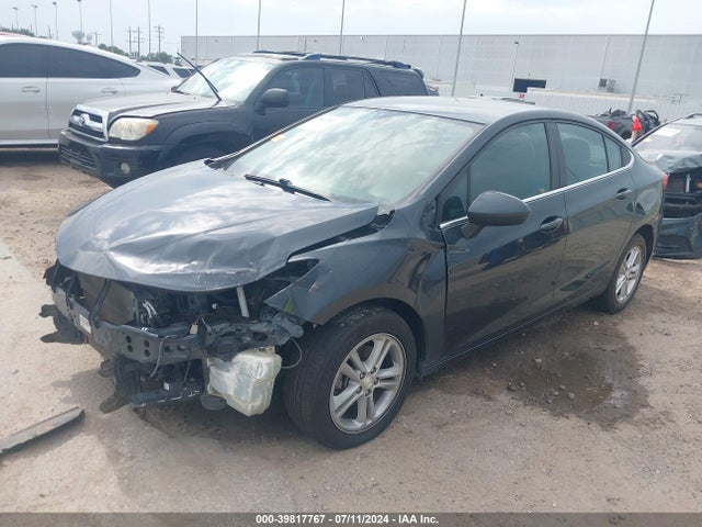 Chevrolet Cruze Lt Auto 2018 1G1BE5SM6J7115856 Image 2