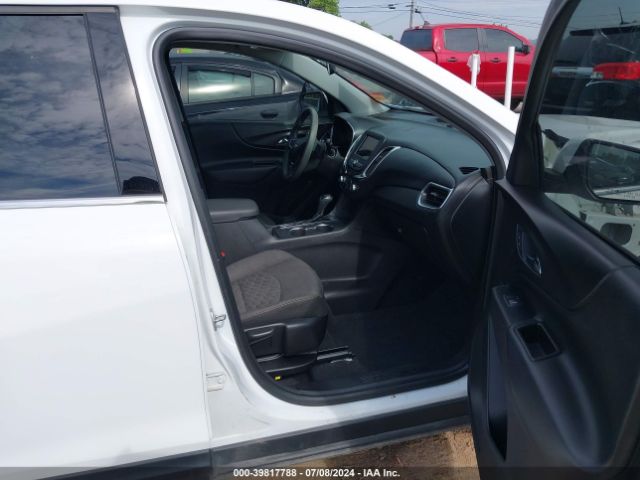 3GNAXKEV8KS564546 Chevrolet EQUINOX LT
