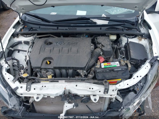 Toyota Corolla Le Eco 2017 5YFBPRHE0HP610085 Image 10