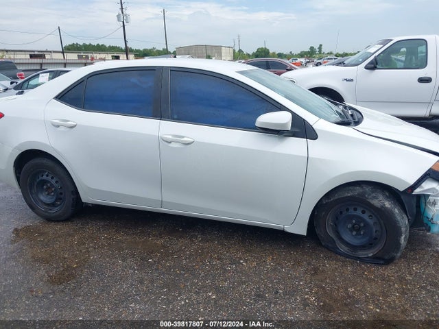 Toyota Corolla Le Eco 2017 5YFBPRHE0HP610085 Image 13