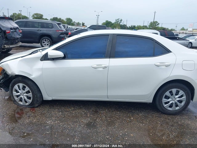 Toyota Corolla Le Eco 2017 5YFBPRHE0HP610085 Image 14