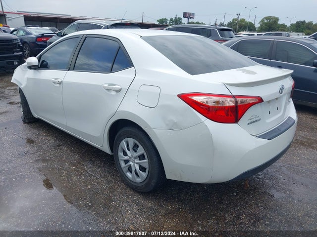 Toyota Corolla Le Eco 2017 5YFBPRHE0HP610085 Image 3