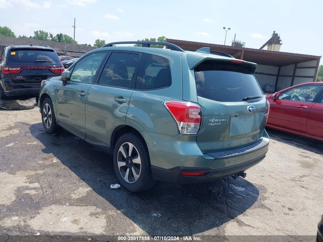 Subaru Forester 2.5i Premium 2017 JF2SJAEC7HG490455 Image 3