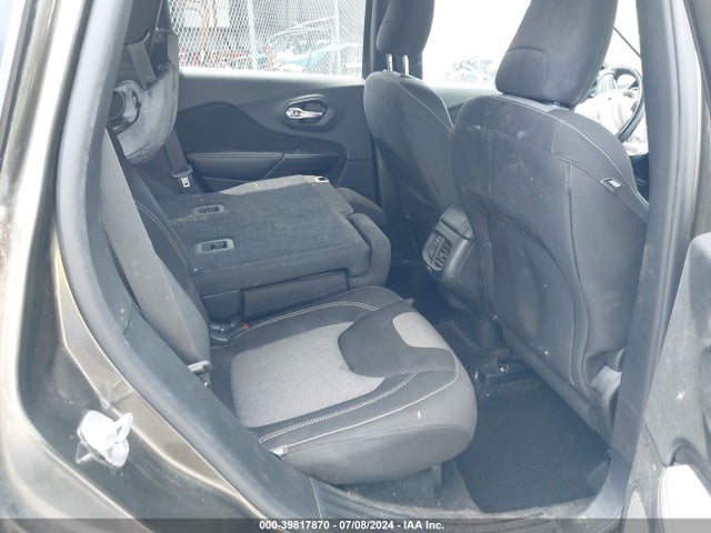 Jeep Cherokee Latitude 2014 1C4PJMCS2EW285658 Image 8