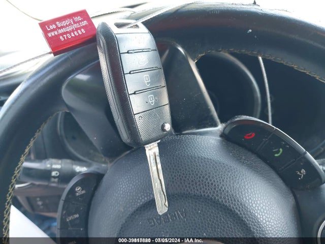KIA SOUL + 2016 KNDJP3A52G7344992 Image 11