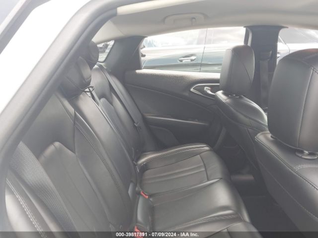 1C3CCCAB2HN501643 Chrysler 200 Limited Platinum