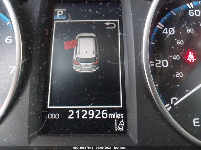 Toyota Rav4 Xle 2017 JTMWFREV0HD094936 Image 15
