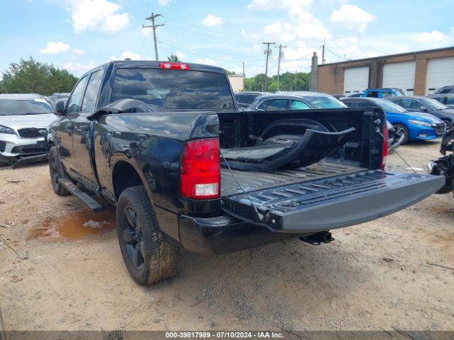 1C6RR7FT0JS348420 RAM 1500 Express Quad Cab 4x4 6'4 Box