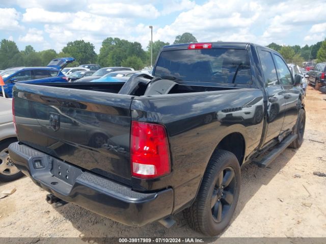1C6RR7FT0JS348420 RAM 1500 Express Quad Cab 4x4 6'4 Box