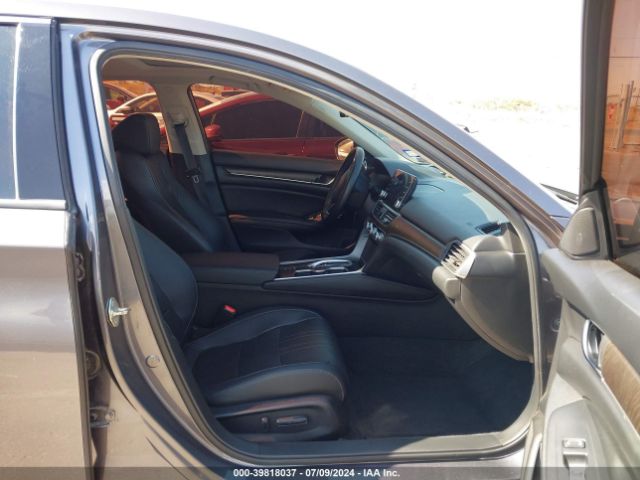 1HGCV2F96KA024219 Honda Accord Touring 2.0t