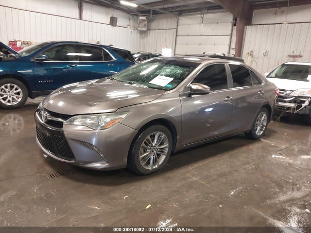 Toyota CAMRY SE 2015 4T1BF1FK4FU970999 Image 2